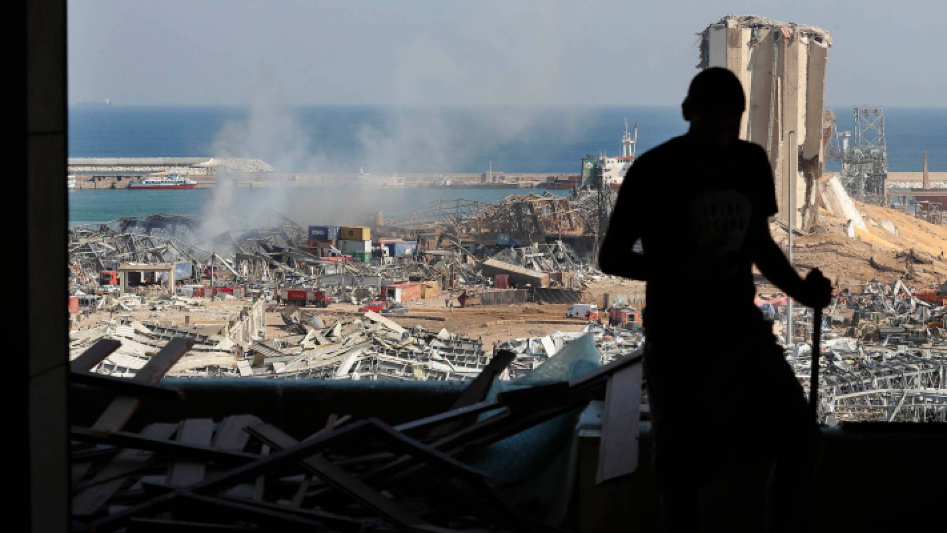 جانب من الدمار الذي خلفه مرفأ بيروت