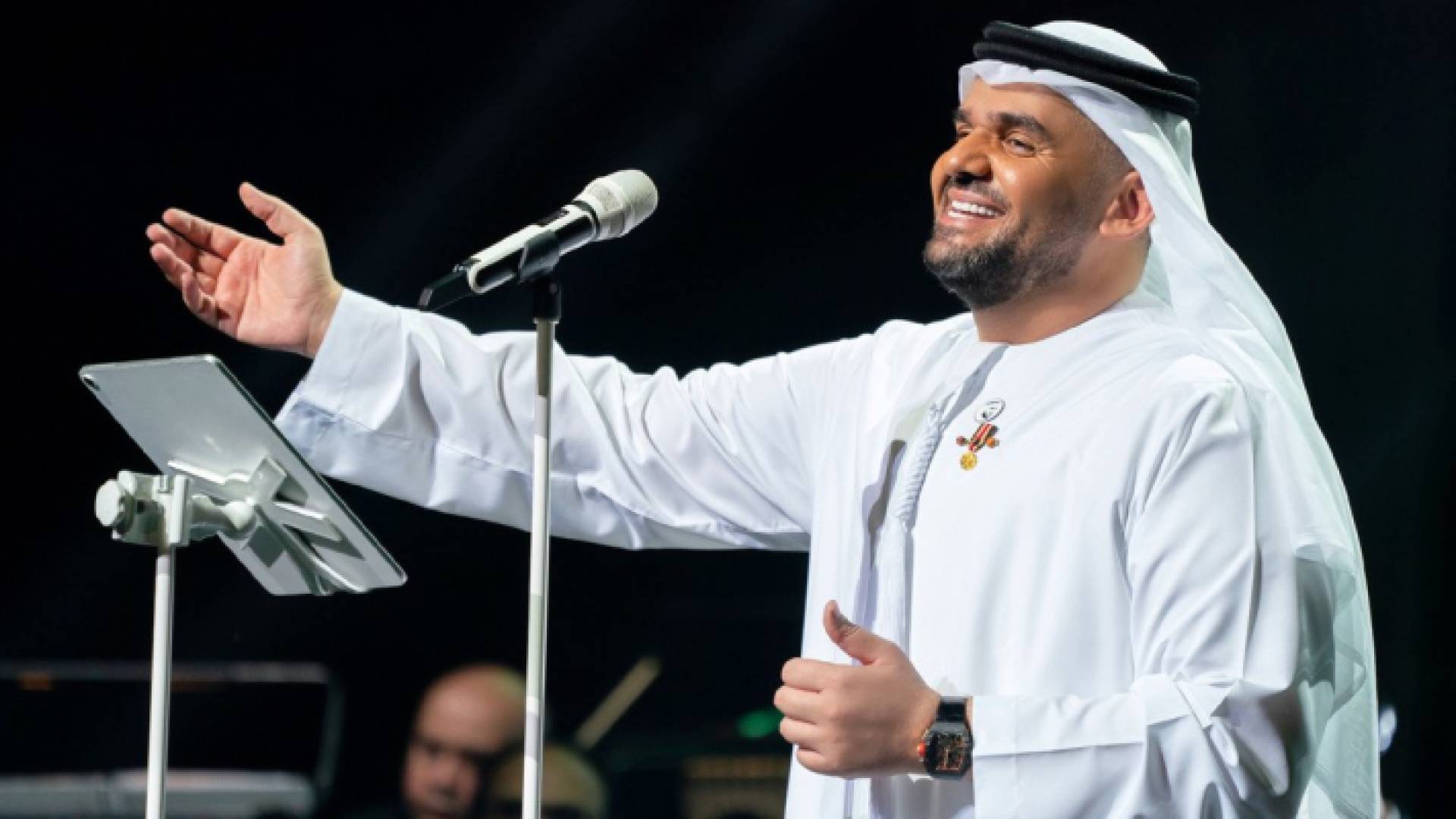 الفنان الإماراتي حسين الجسمي