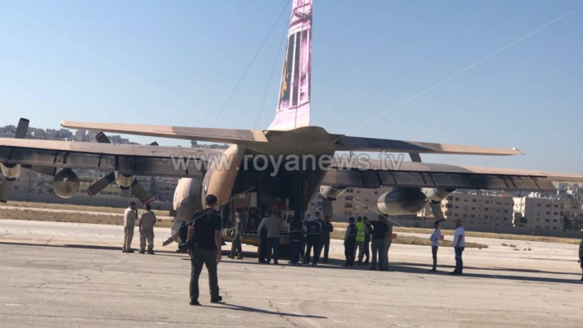 طائرات مساعدات إنسانية الى لبنان