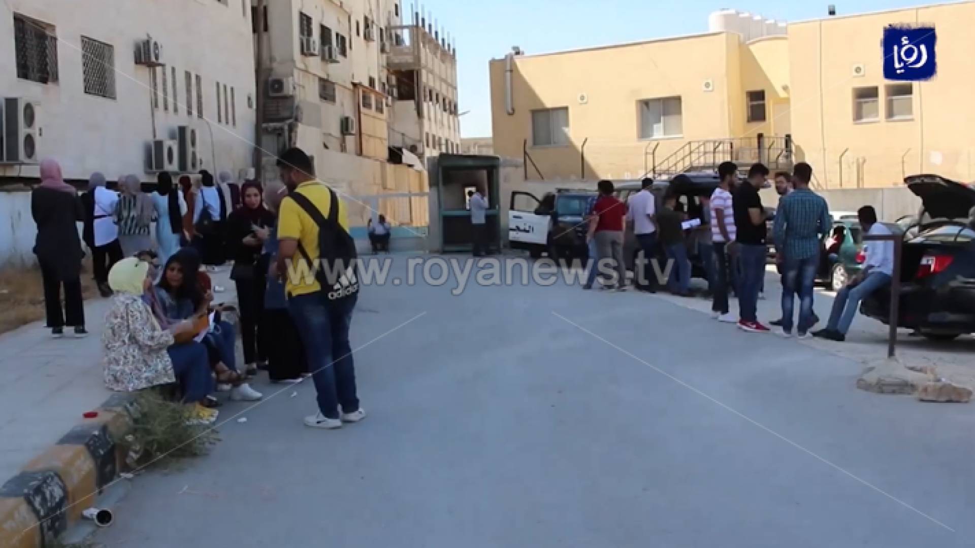 طلبة الشامل يتقدمون لأول امتحاناتهم النظرية وسط ترتيبات خاصة