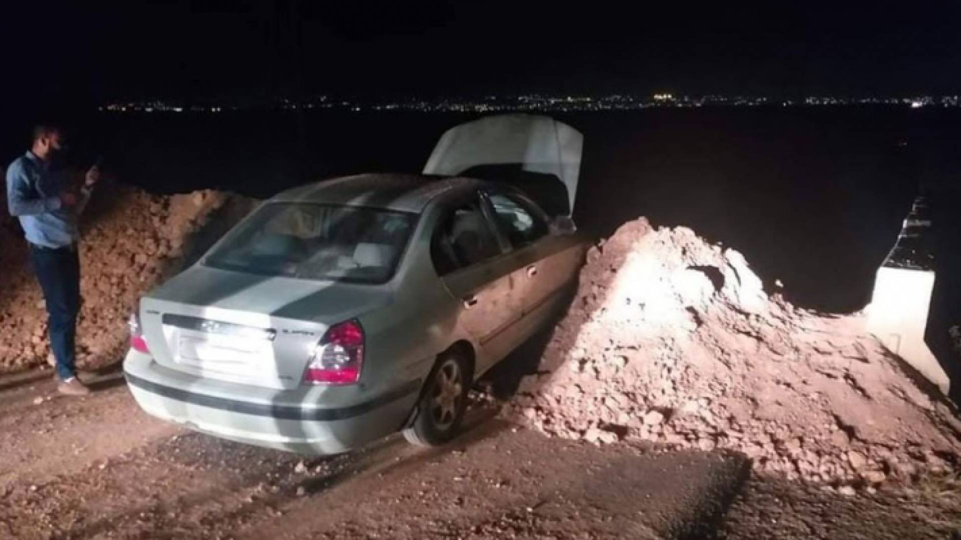 من موقع الحادث