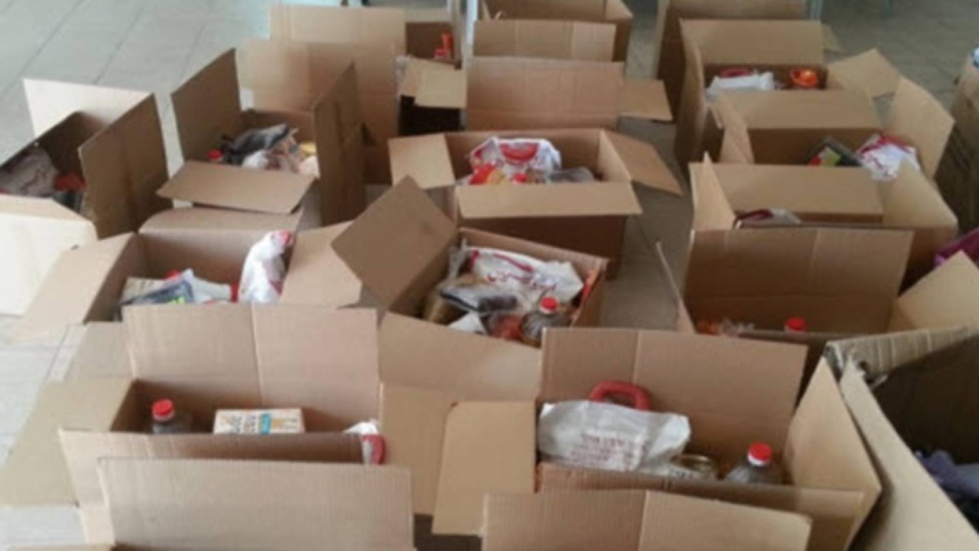 الحكومة تمنع الجمعيات تصوير المنتفعين خلال تنفيذ الانشطة وتوزيع الطرود