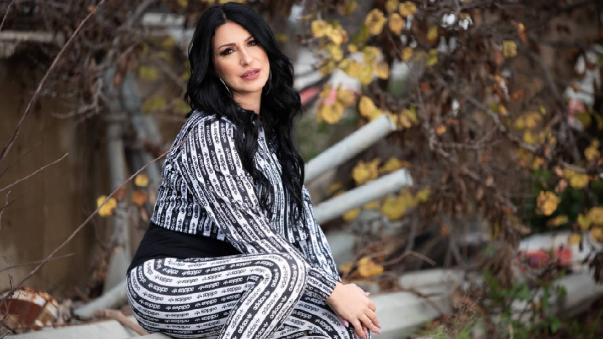 الفنانة الفلسطينية إلهام روحانا