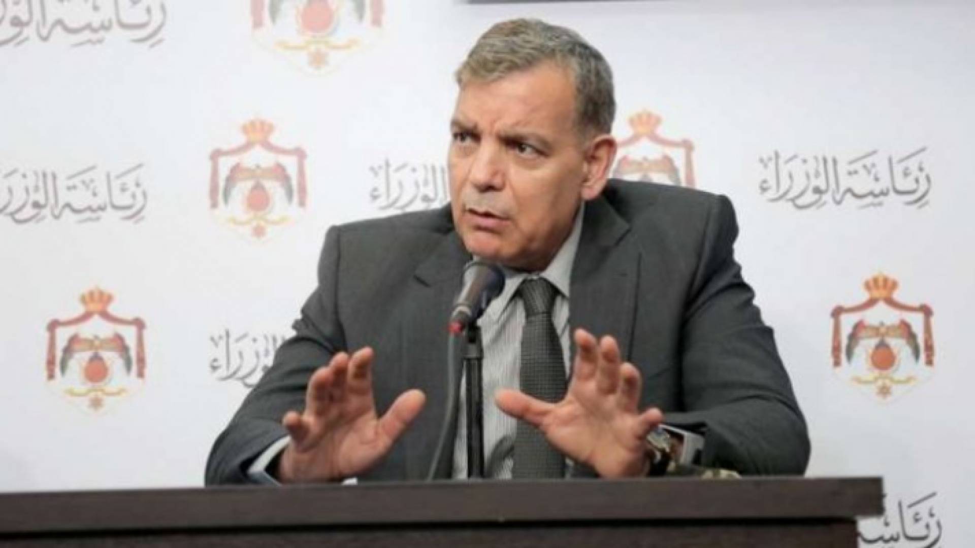 وزير الصحة الدكتور سعد جابر