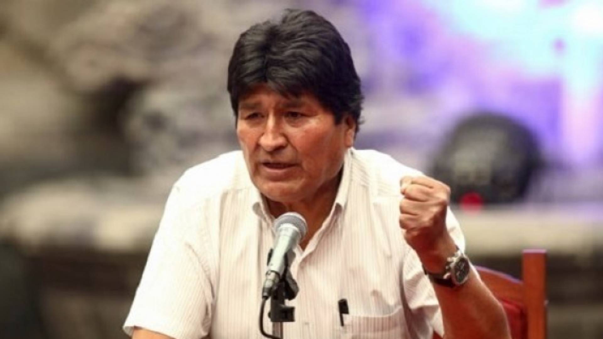 د الرئيس السابق إيفو موراليس