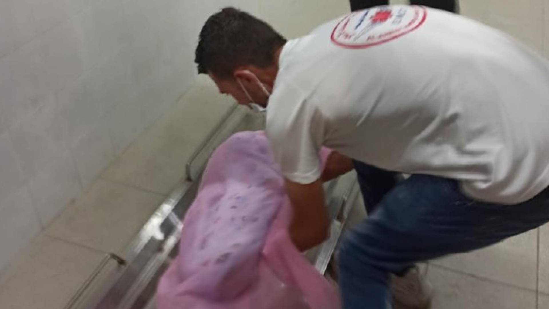 عائلة الطفل الرضيع رفضت أخذ عطوة