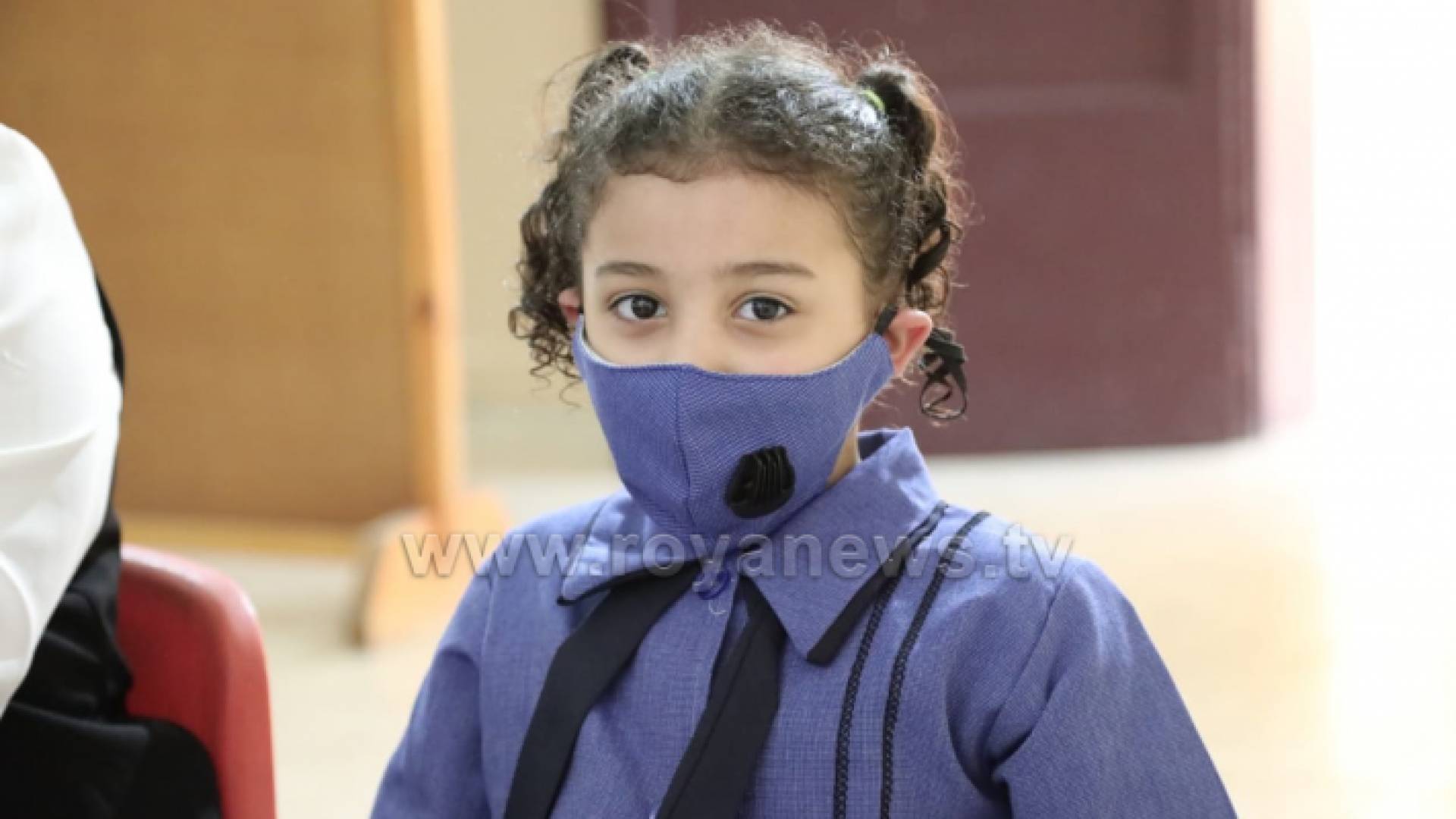 طالبة مدرسة