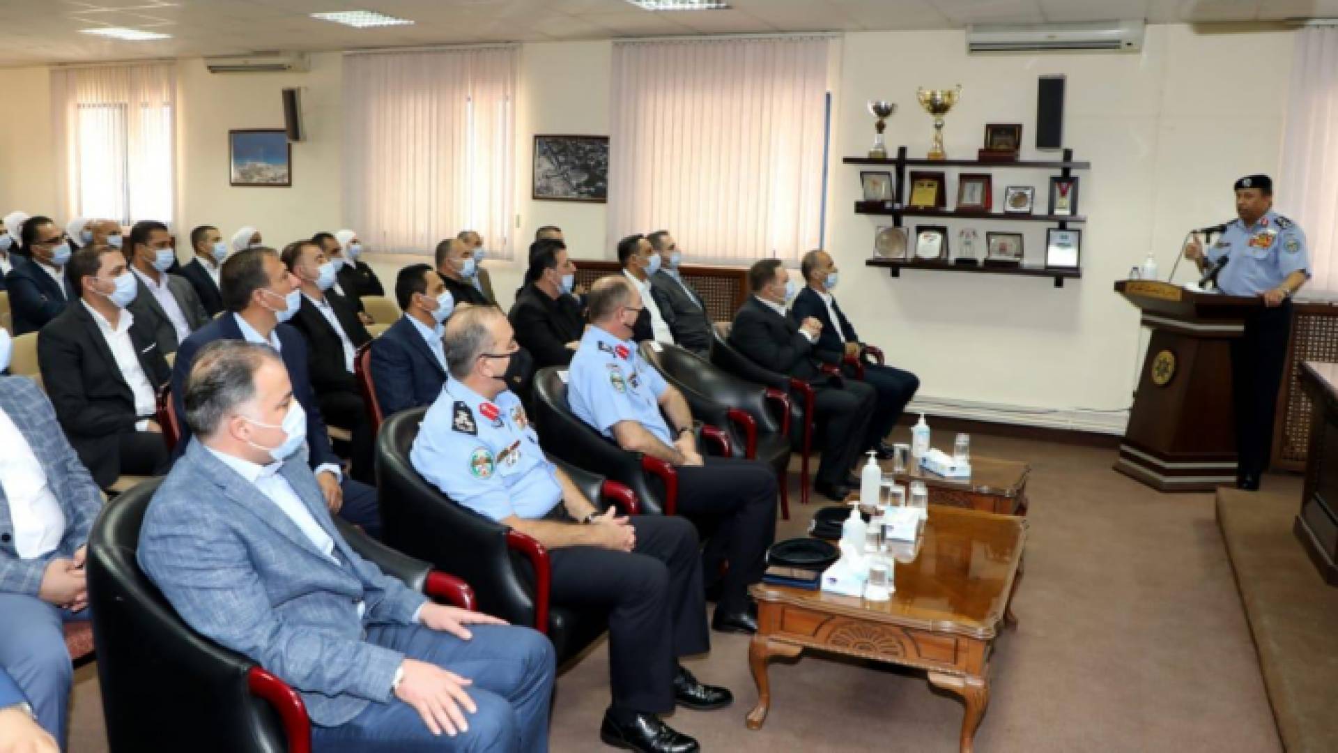 الحواتمة: مديرية الأمن العام تمضي بخطى ثابتة لتحقيق دورها المحوري في مكافحة الجريمة
