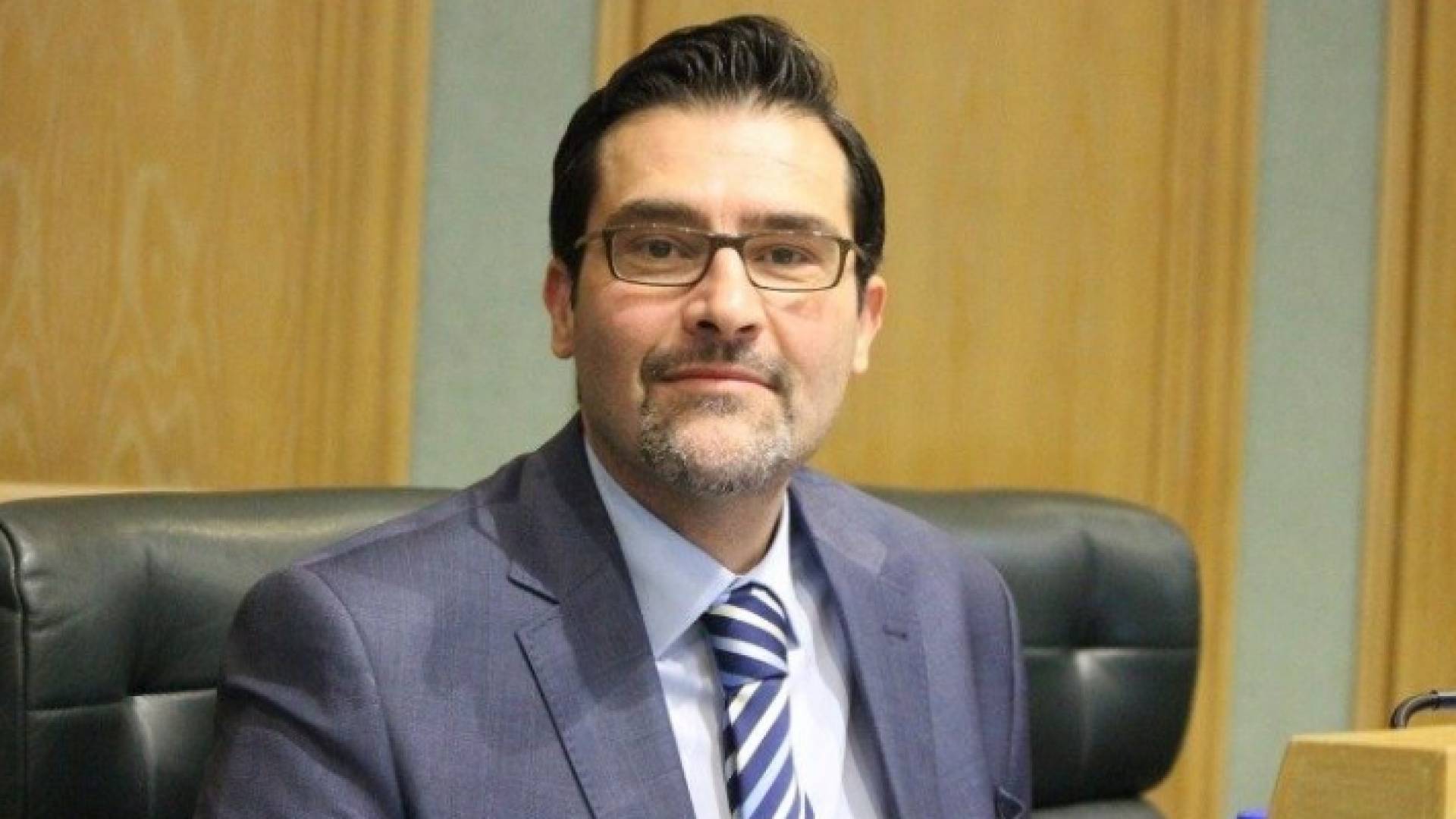 وزير النقل خالد سيف