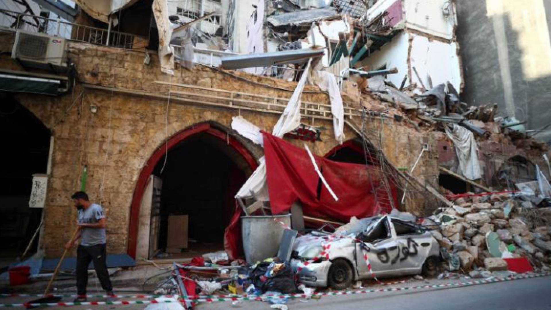 انفجار بيروت خلف دمارا هائلا