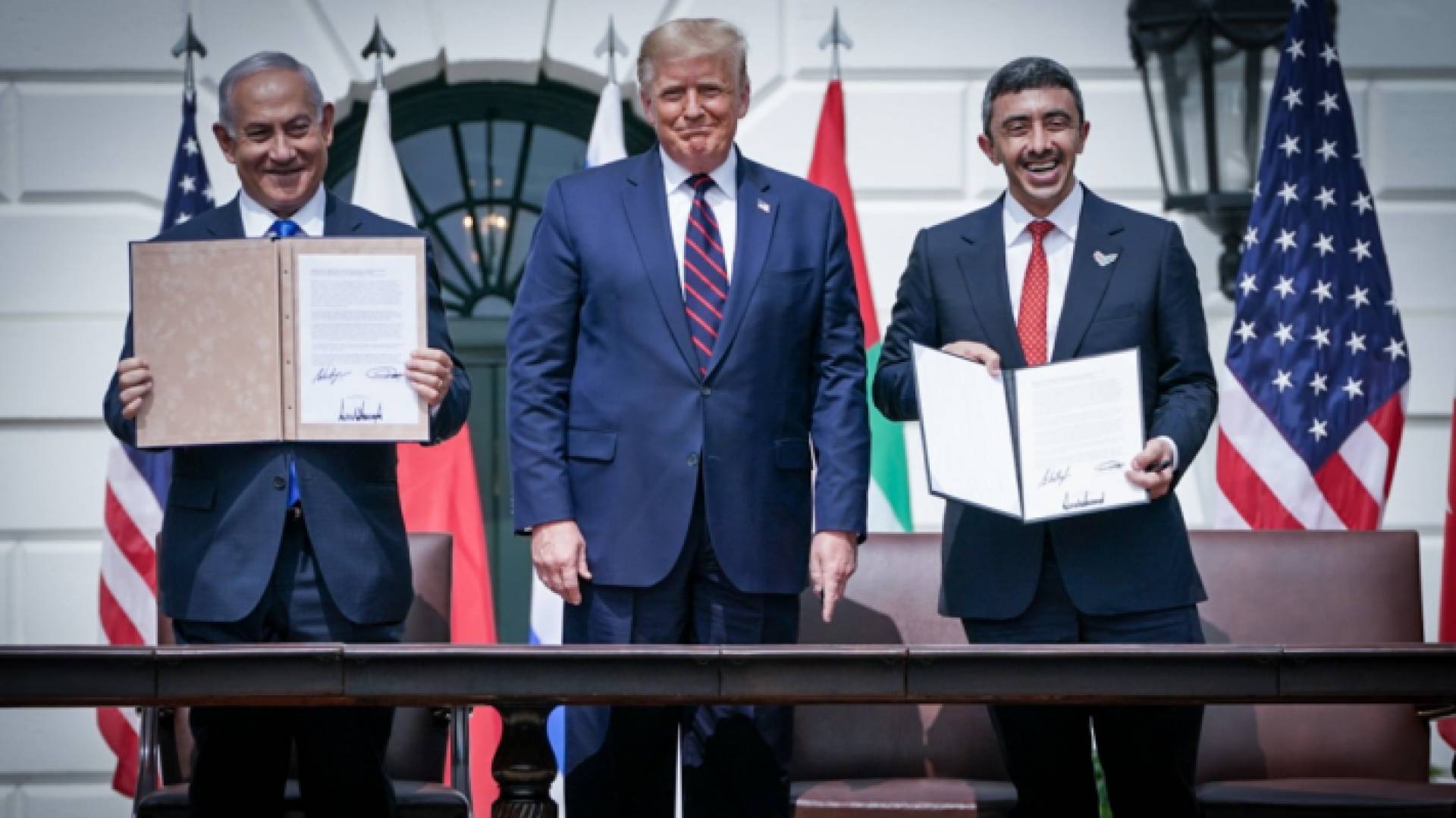 من توقيع معاهدة السلام بين الإمارات والاحتلال