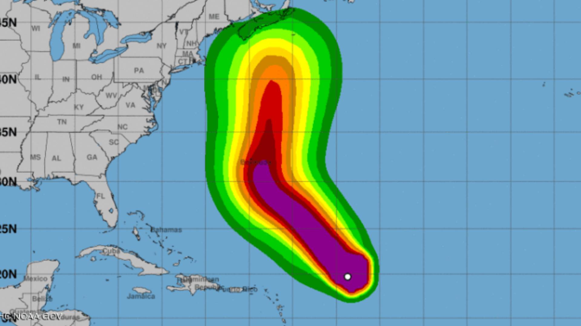 توقعات المركز الوطني للأعاصير بحركة الإعصار تيدي