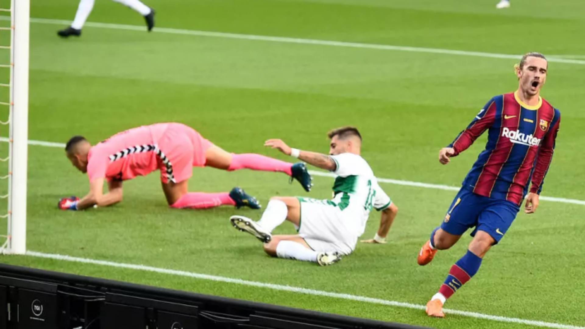 غريزمان يقود برشلونة للفوز بكأس جوان غامبر