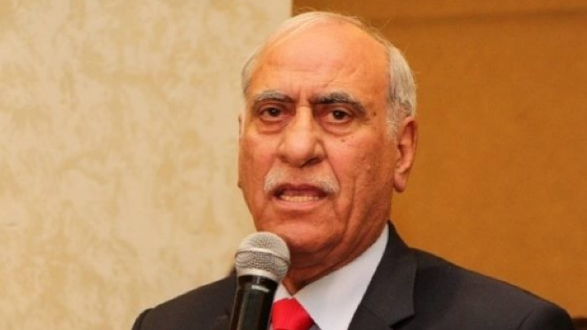 النائب السابق المحامي محمود الخرابشة