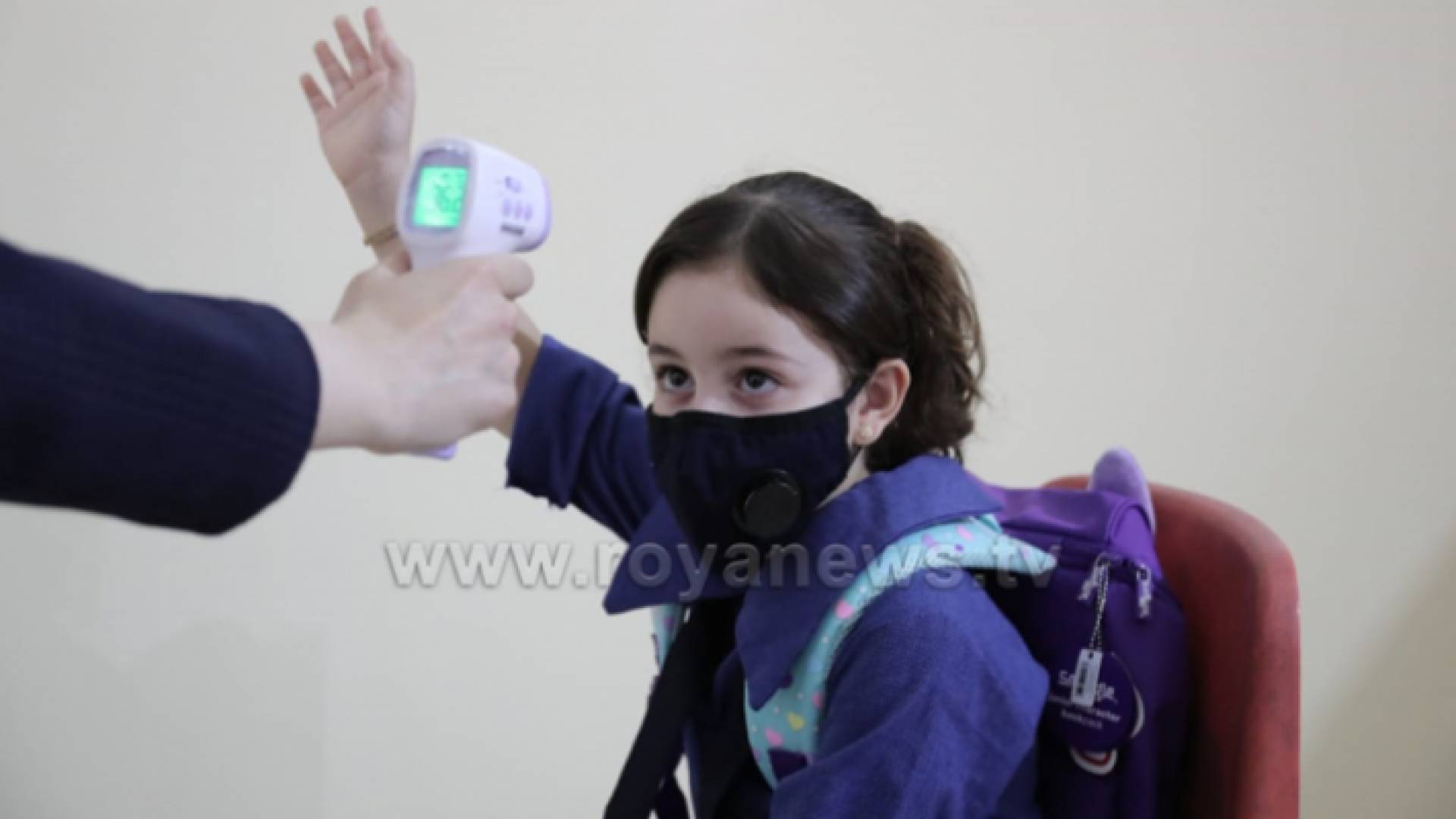 طالبة مدرسة حكومية في الأردن