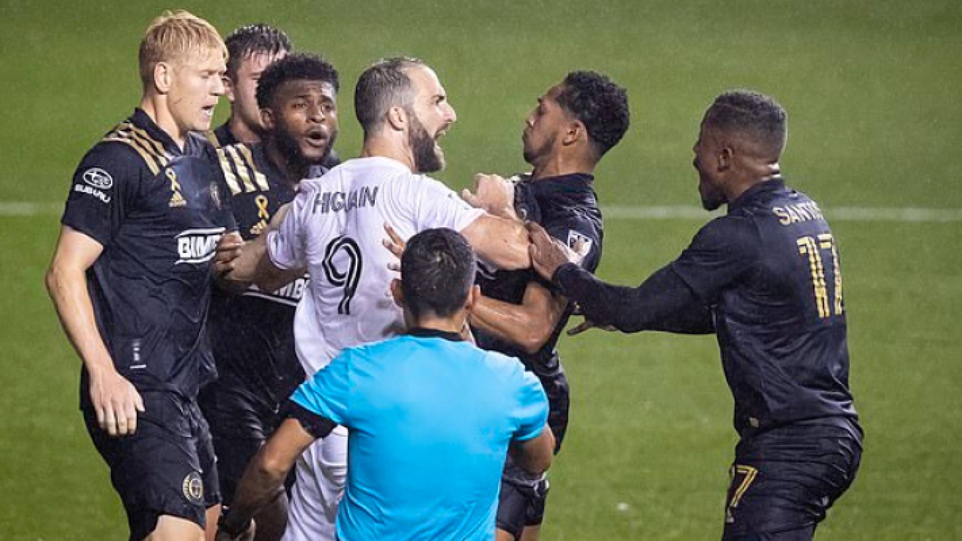 الأرجنتيني جونزالو هيجواين