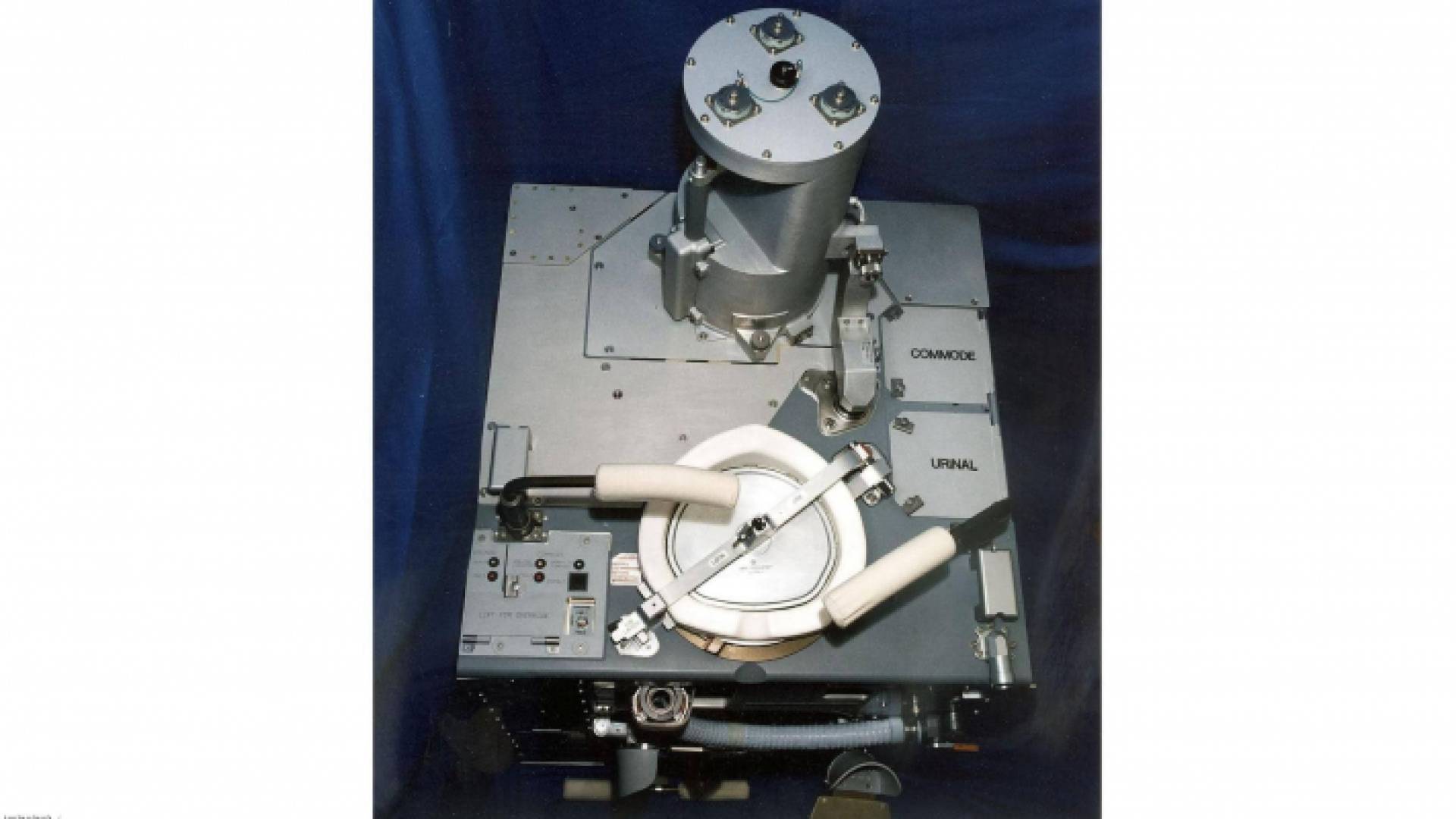 ناسا ترسل مرحاضا فضائيا بتكلفة 23 مليون دولار ليناسب النساء