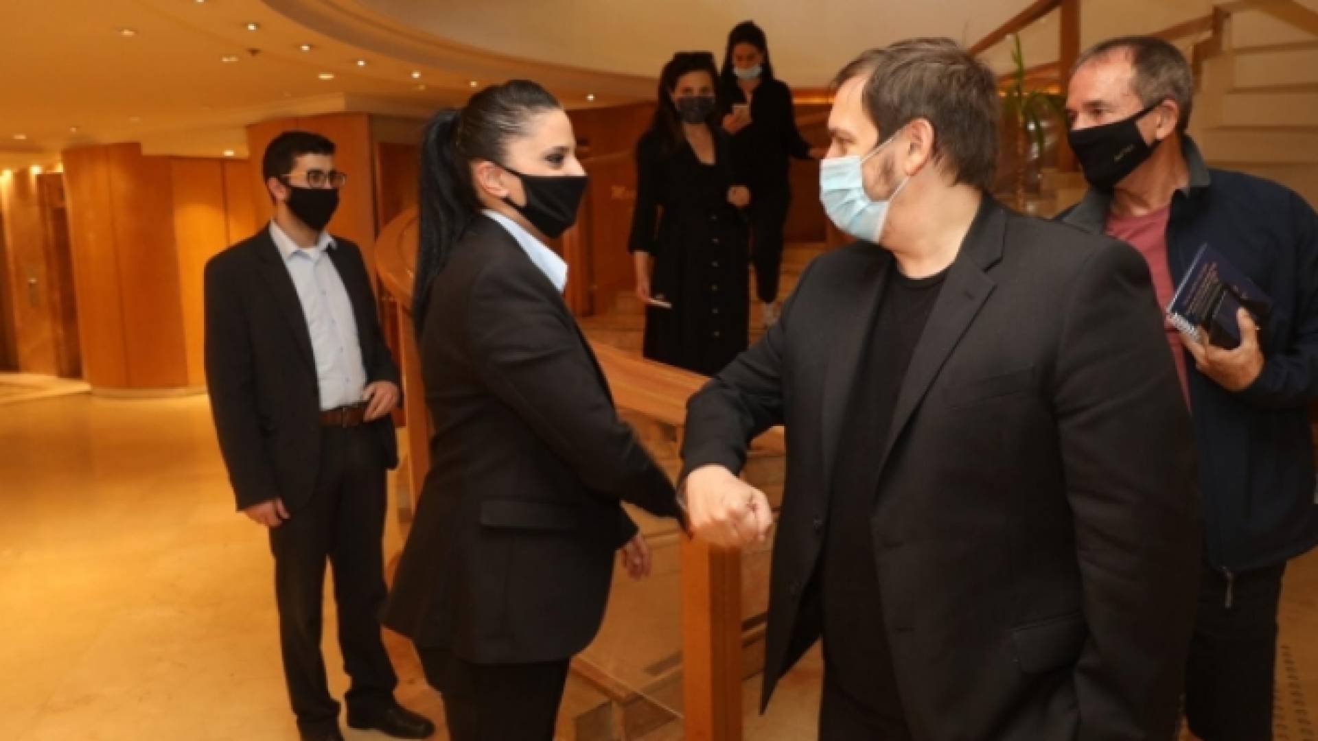 وزير الساحة بحكومة الاحتلال يعلن استقالته