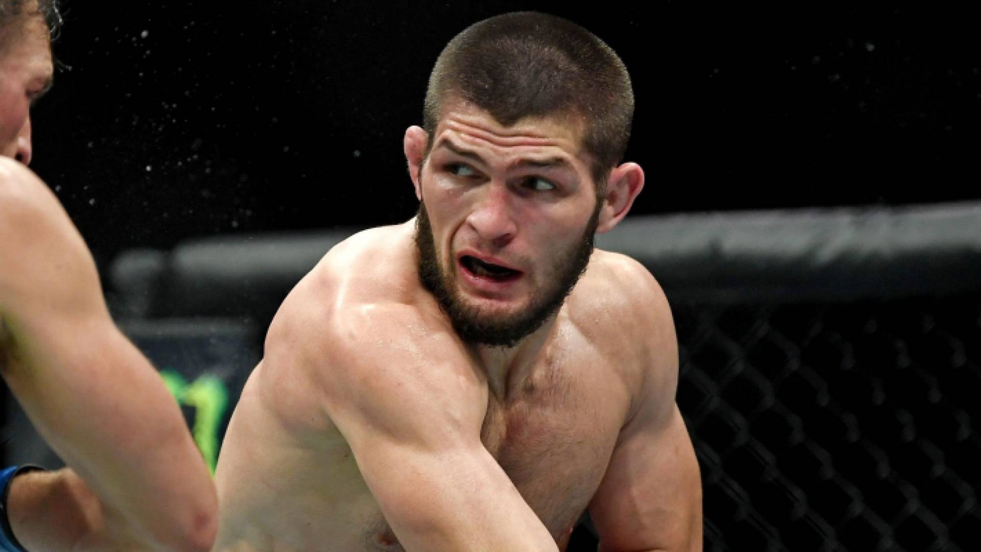 بطل العالم نورمحمدوف