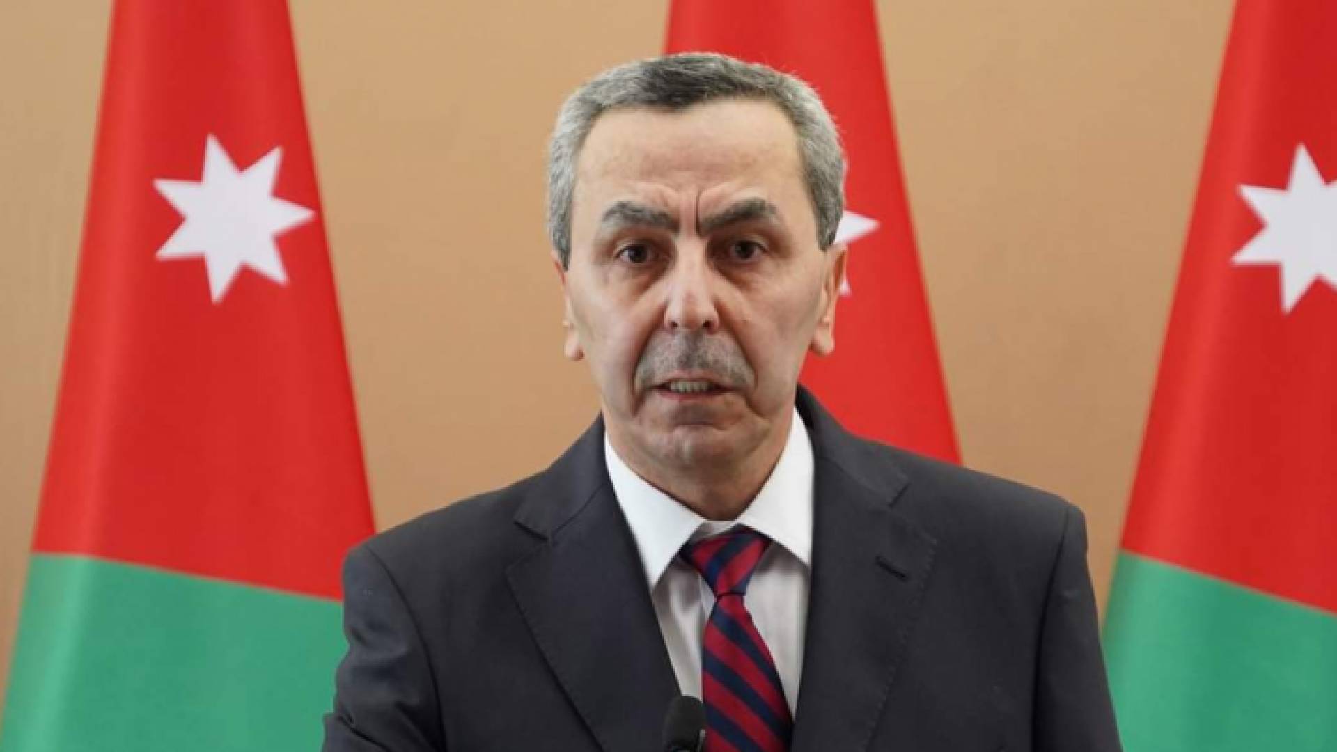 وزير التعليم العالي والبحث العلمي