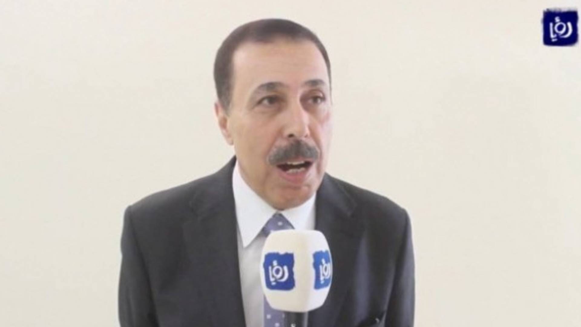 وزير التربية والتعليم الدكتور تيسير النعيمي