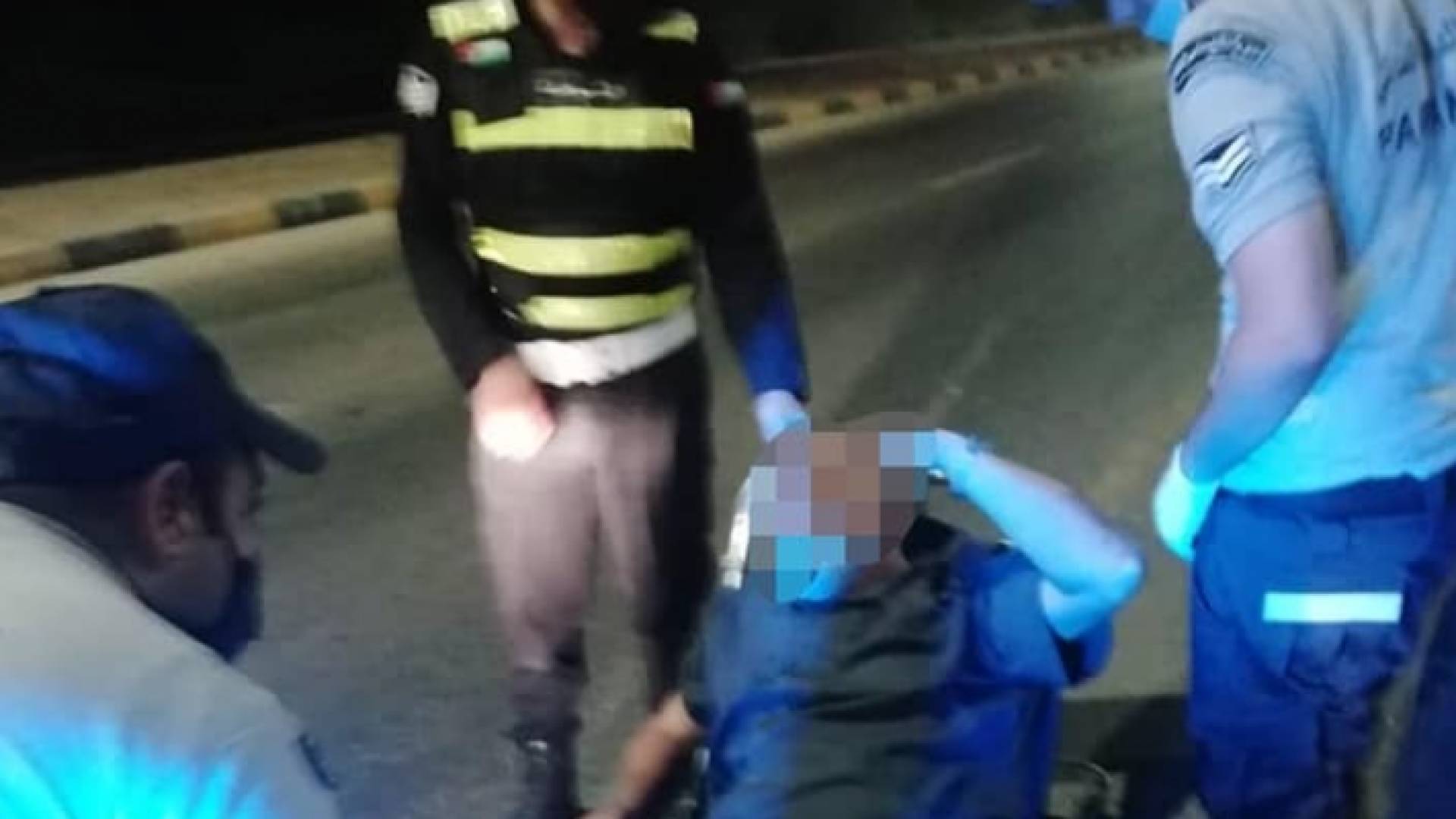 نشامى الأمن تقدم المساعدة لسائق متعب ويعاني من ألم في الصدر