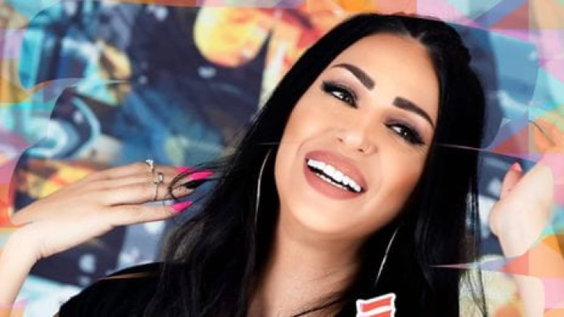 الفنانة الفلسطينية إلهام روحانا