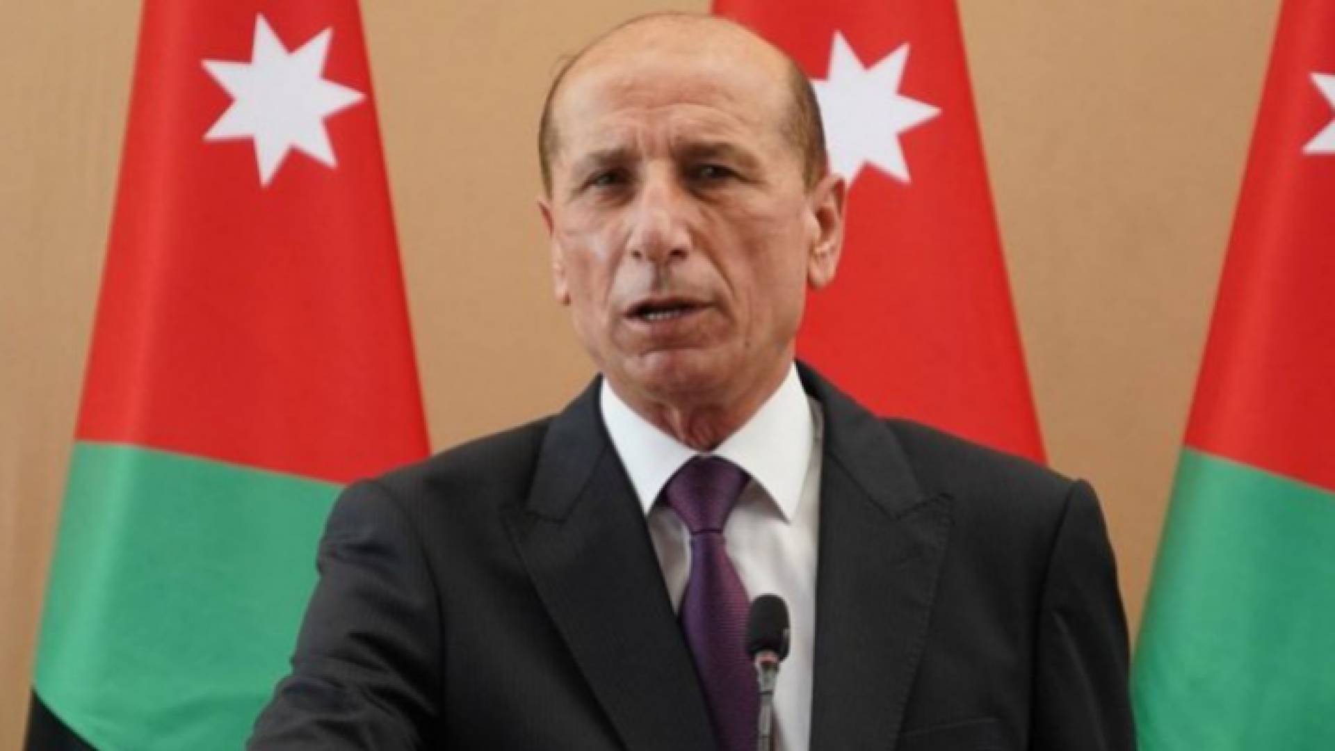 وزير الداخلية توفيق الحلالمة