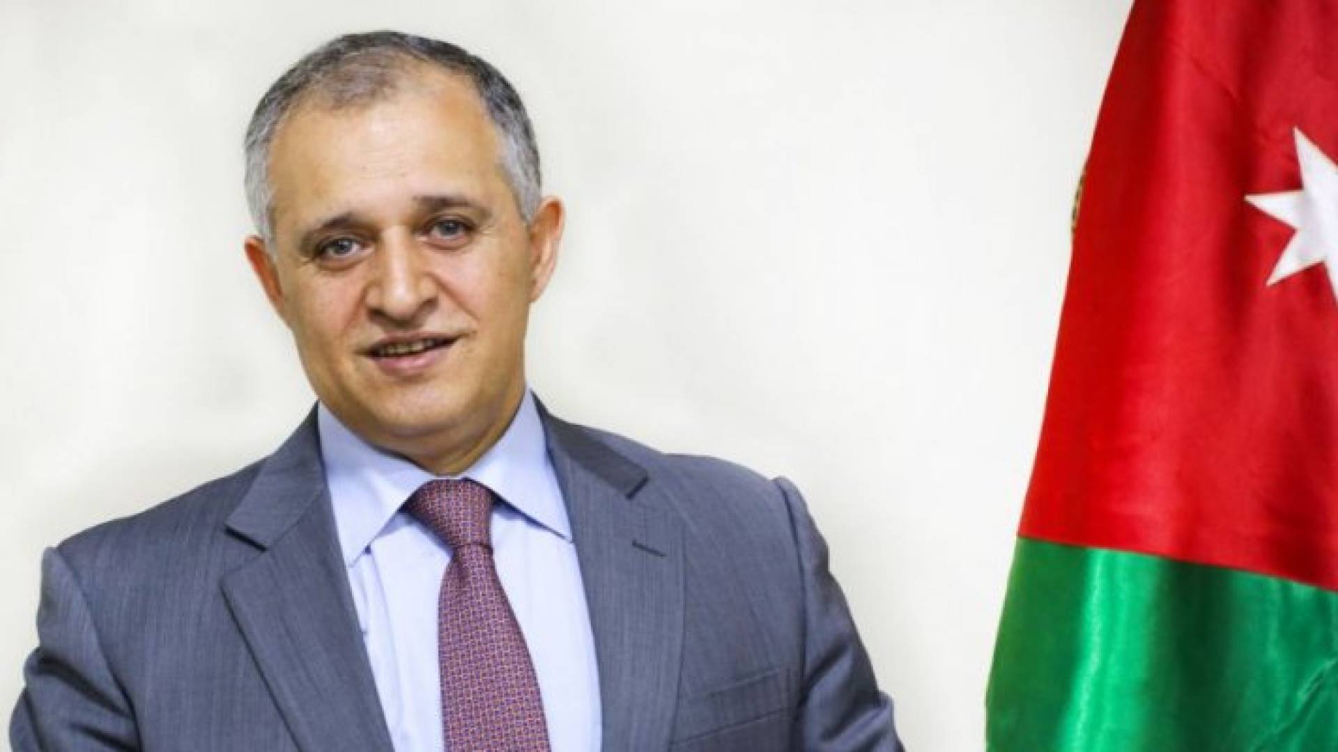 وزير العمل ووزير الدولة لشؤون الاستثمار الدكتور معن القطامين