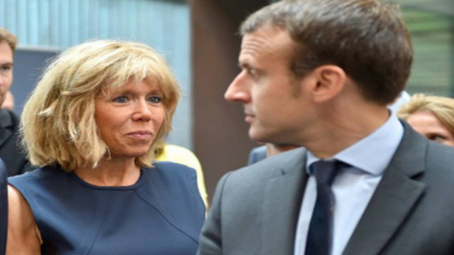 ماكرون وزوجته