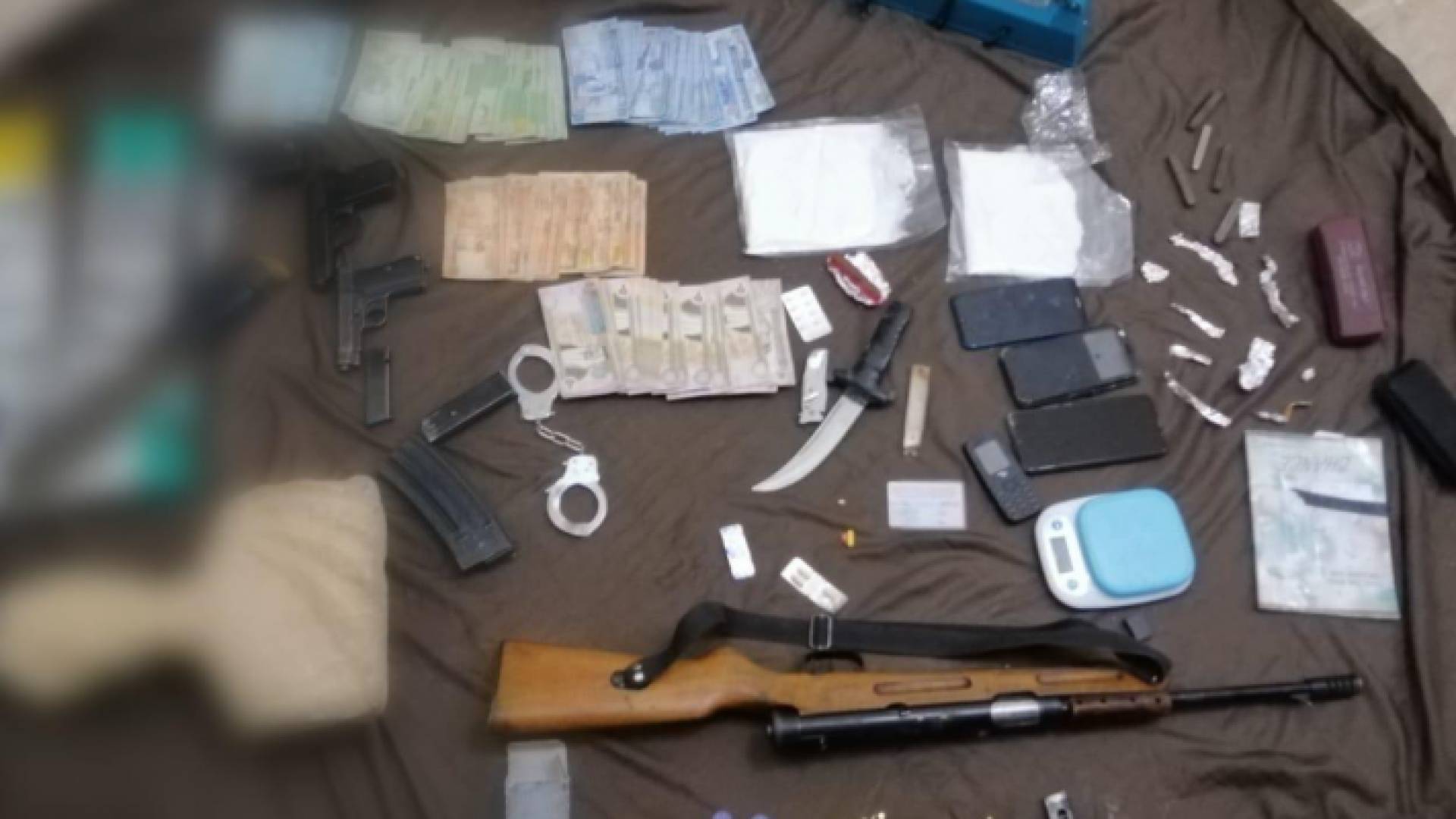 الأمن: حملات أمنية على مروجي المخدرات والقبض على متورطين فيها