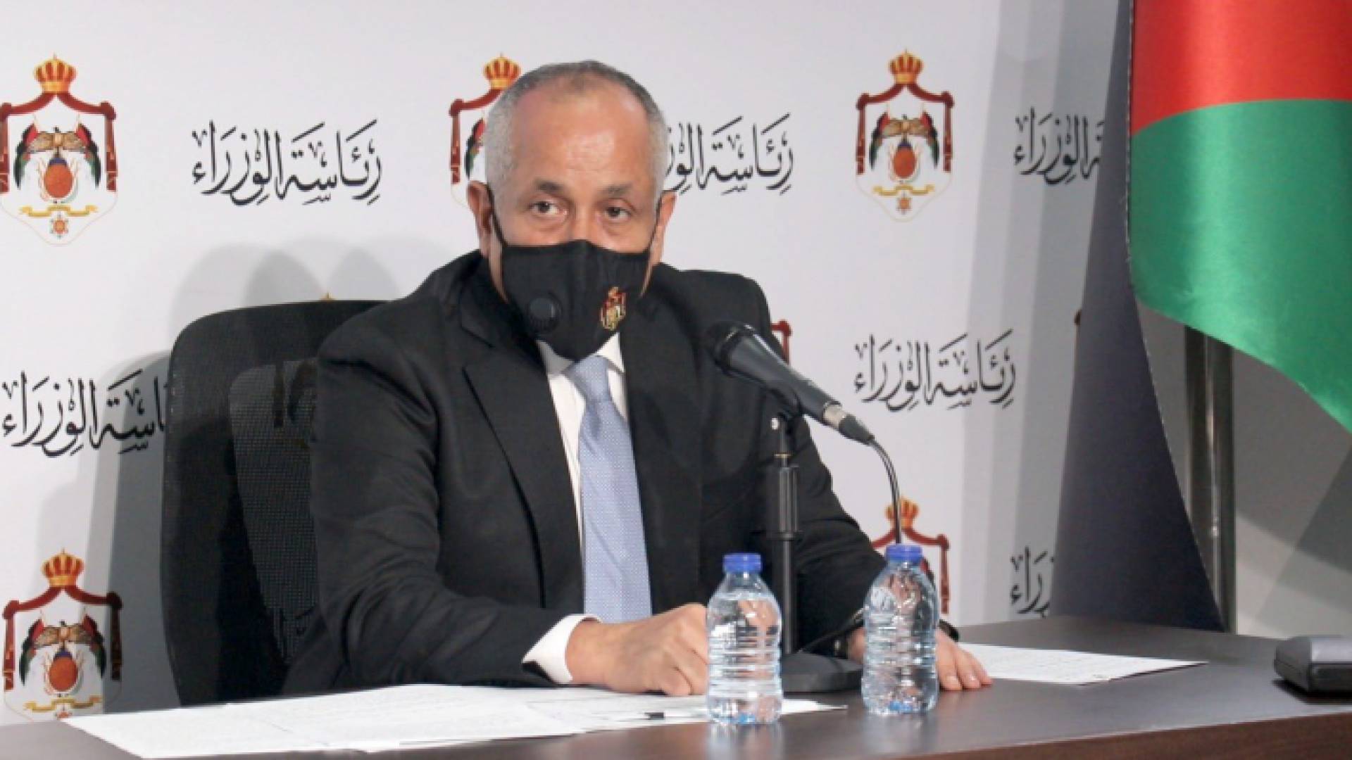 وزيري الدولة لشؤون الإعلام علي العايد