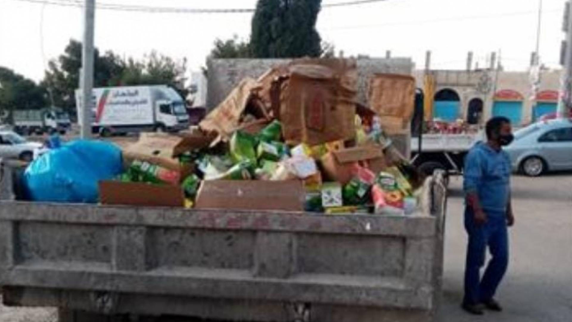 ضبط 30 طن مواد غذائية فاسدة في محافظة الكرك