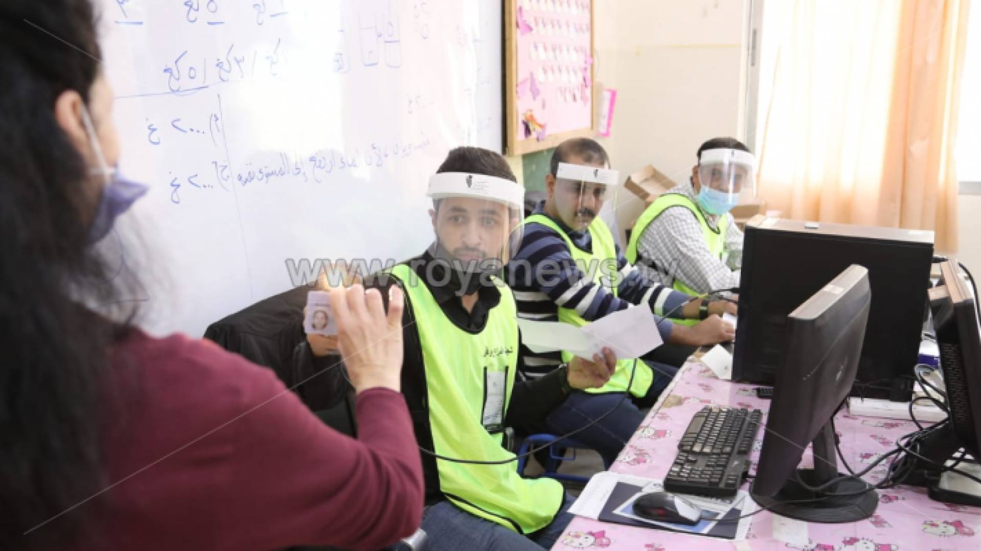 المستقلة للانتخاب: 5 قضايا مال فاسد تعاملت معه الهيئة خلال فترة اليوم فقط