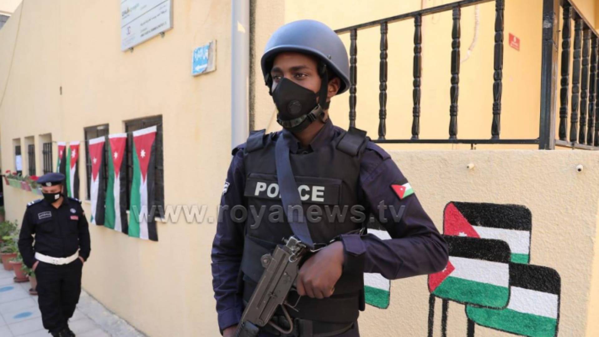 الحواتمة: لم تسجل أي حادثة في الأردن تؤثر على سير العملية الانتخابية