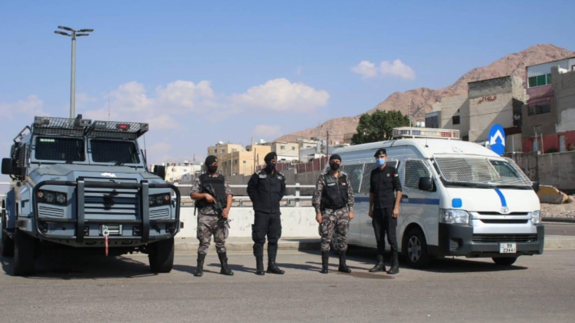 الأمن يعيد انتشار قواته بعد الانتخابات لفرض الحظر الشامل