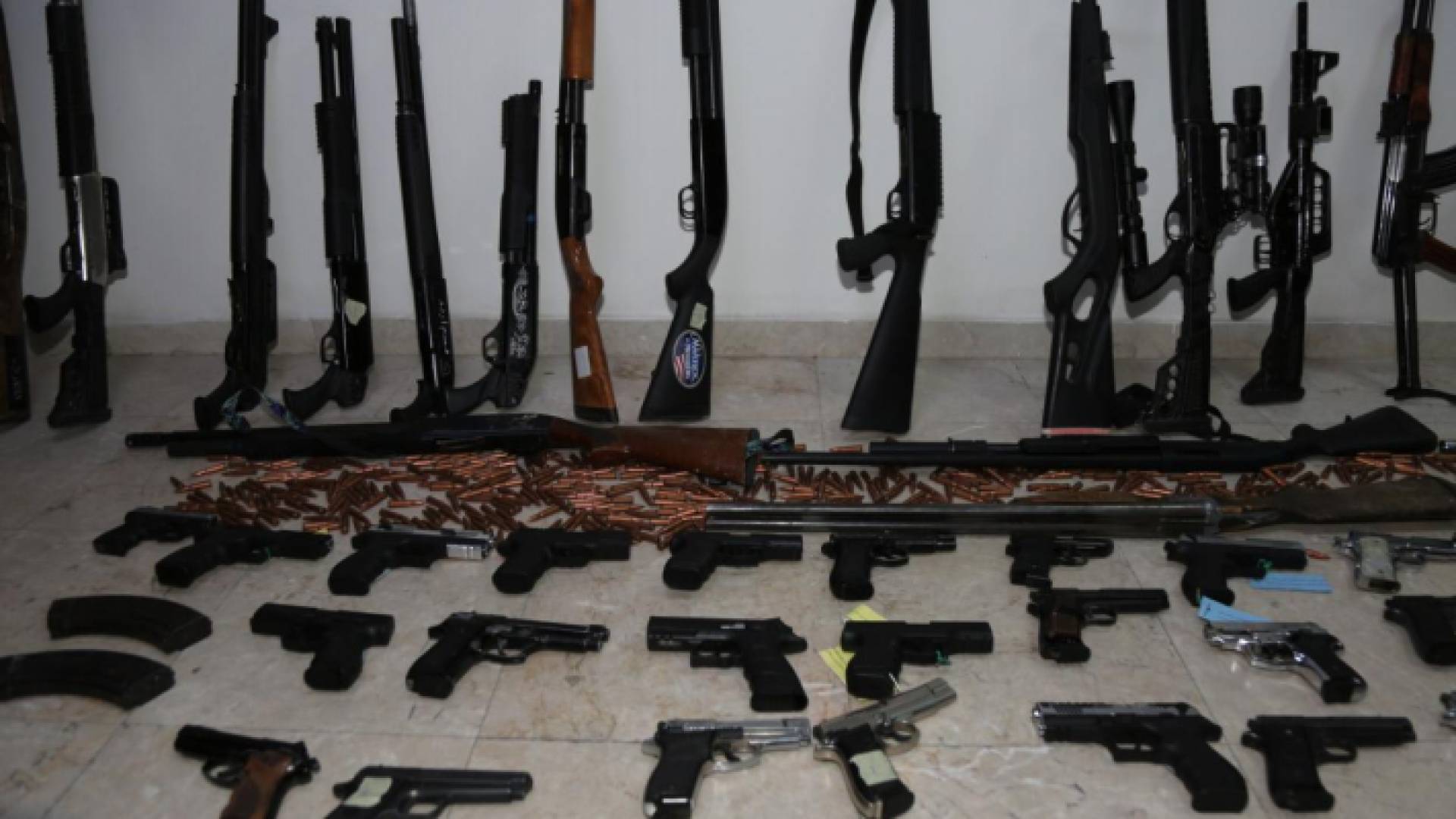 جانب من المضبوطات