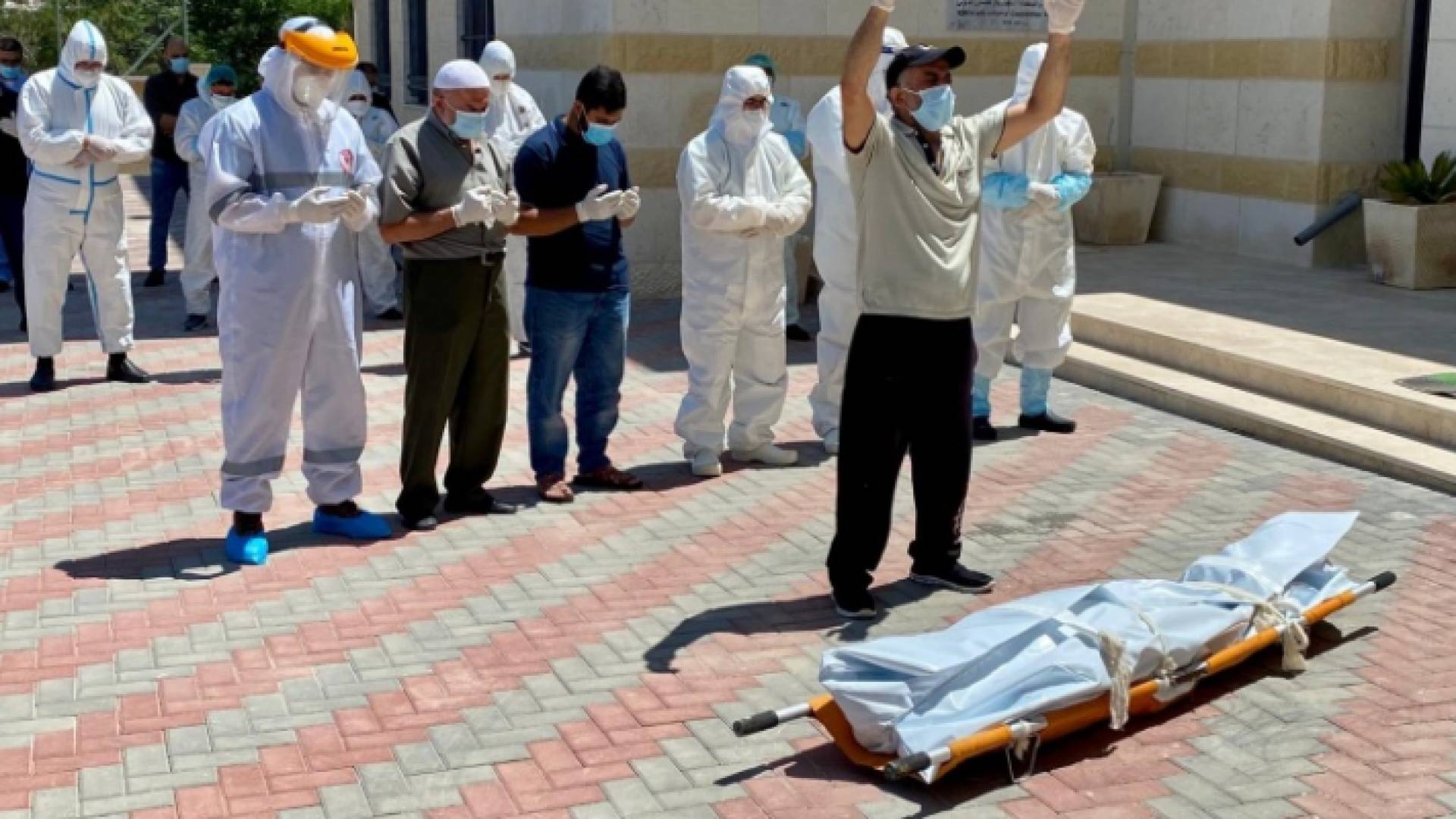 تشييع جثمان وفاة بفيروس كورونا في فلسطين