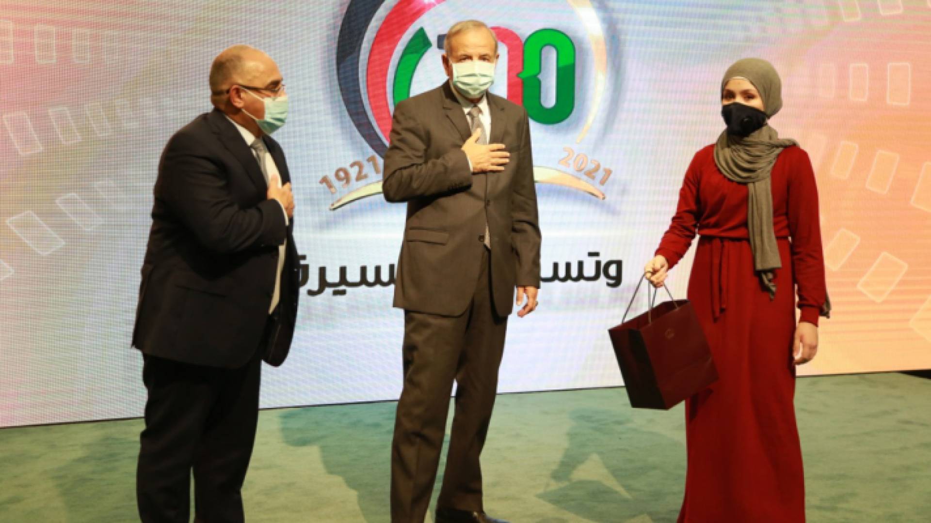 الطويسي: شعار المئوية يعكس مسيرة البناء والتاريخ الوطني خلال مئة عام