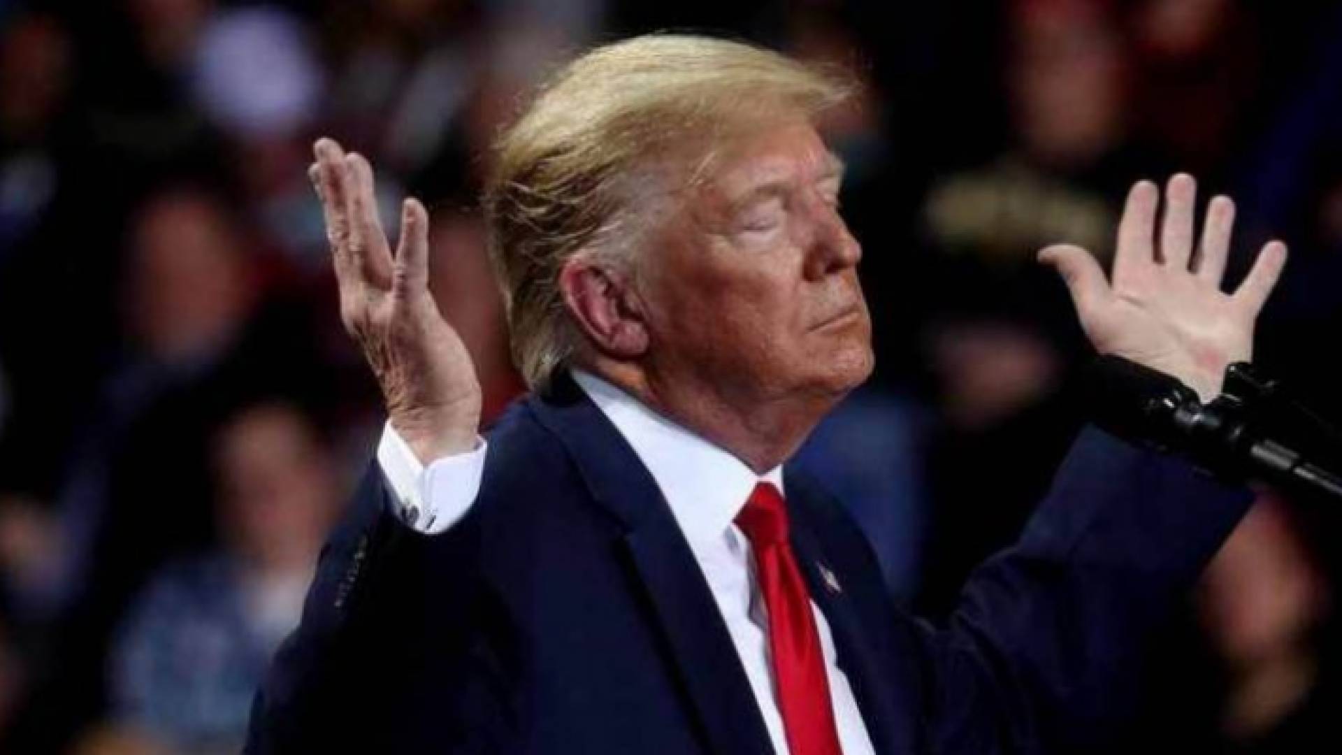 الرئيس الأمريكي المنتهية ولايته دونالد ترمب