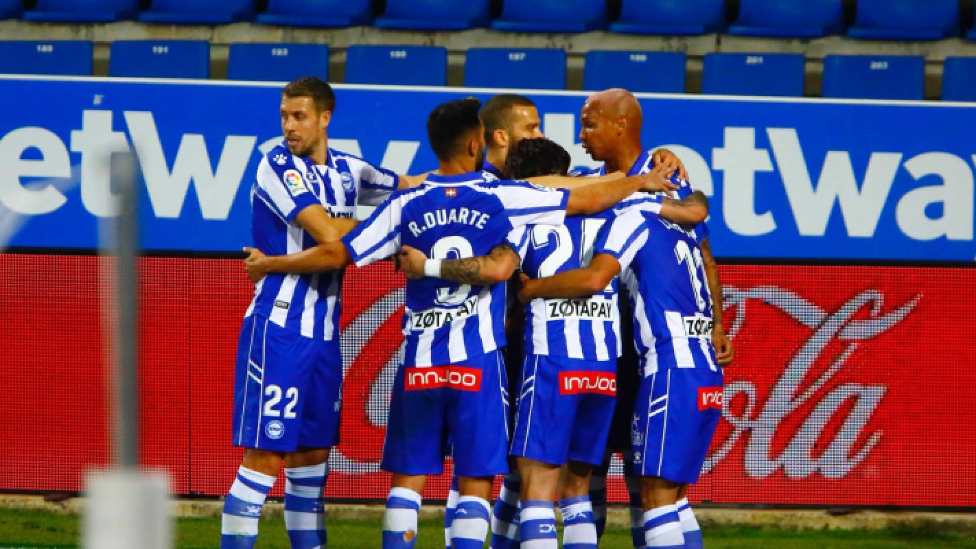 ديبورتيفو ألافيس يحقق فوزا ثمينا على ريال مدريد