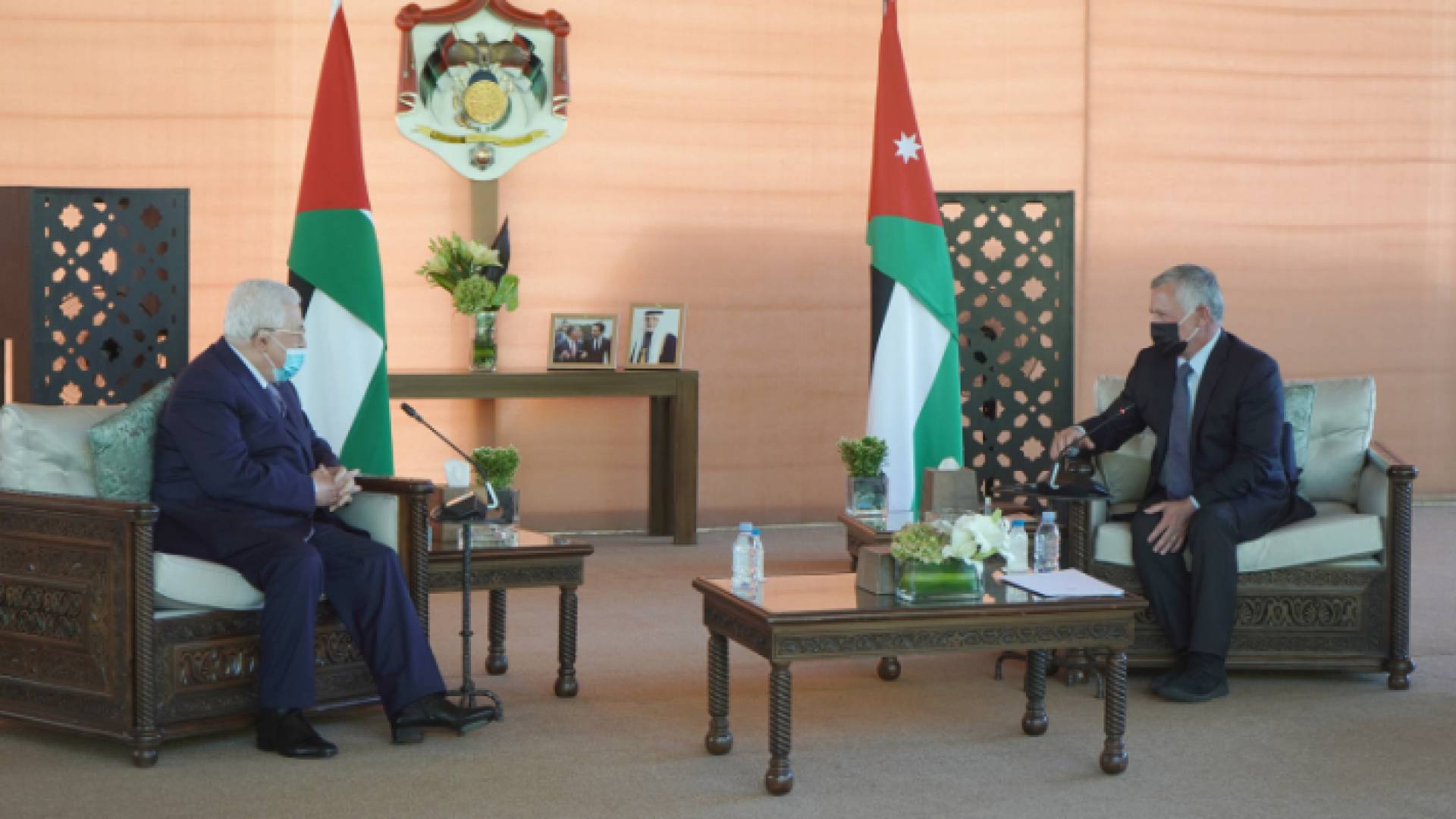 الملك عبدالله الثاني يستقبل في العقبة الرئيس الفلسطيني محمود عباس