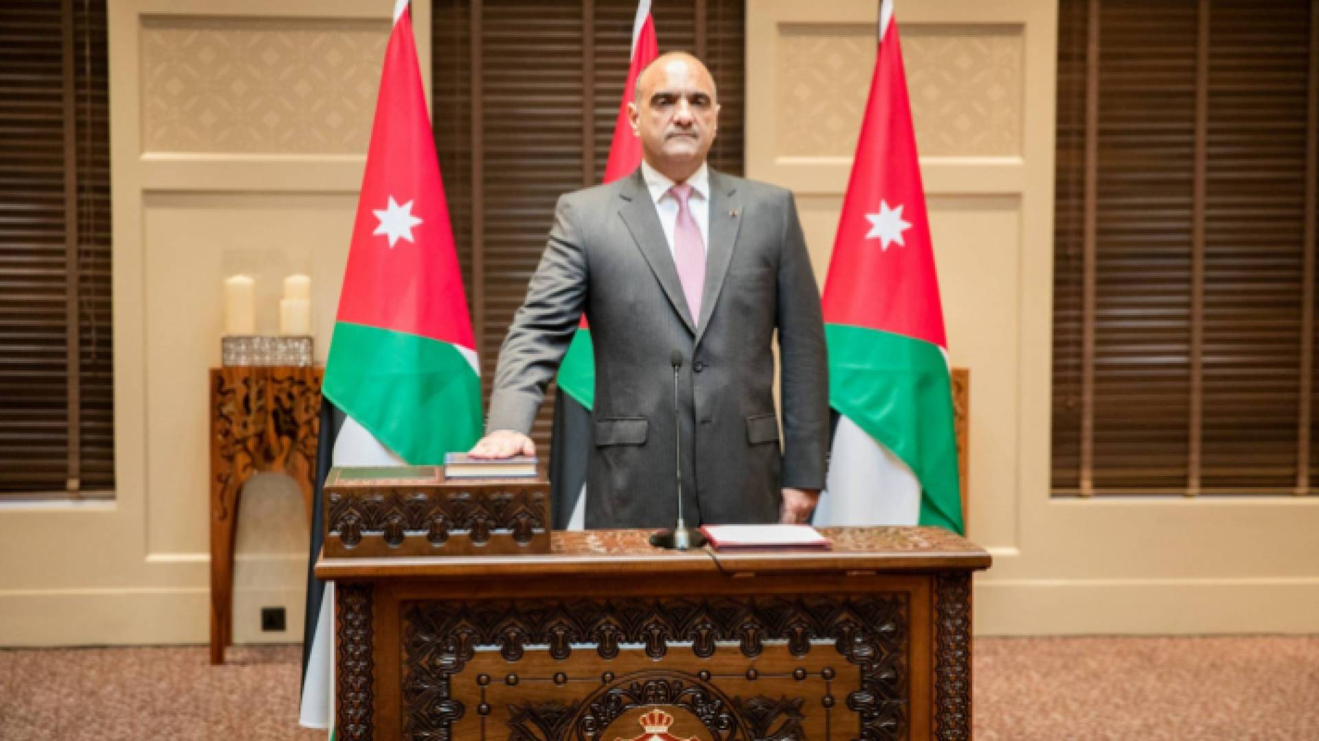 الدكتور بشر الخصاونة