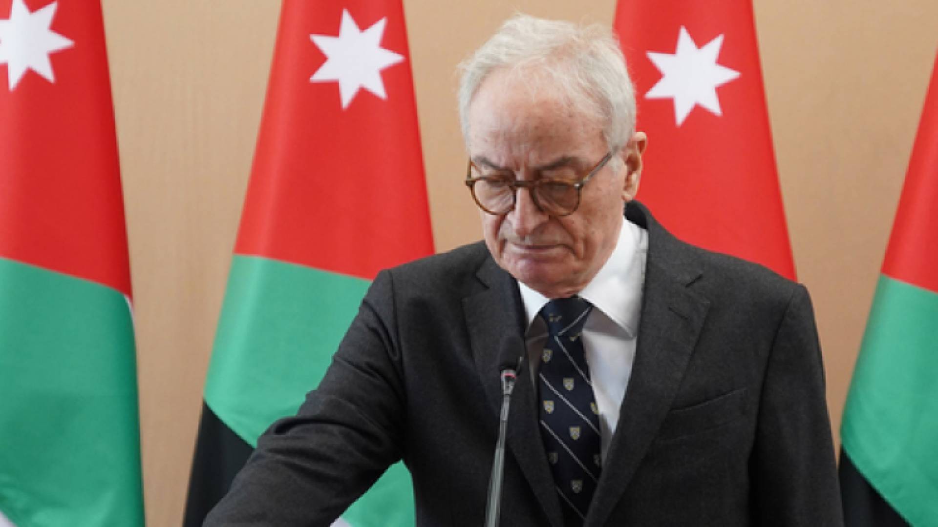 نائب رئيس الوزراء وزير دولة للشؤون الاقتصادية الدكتور أمية طوقان