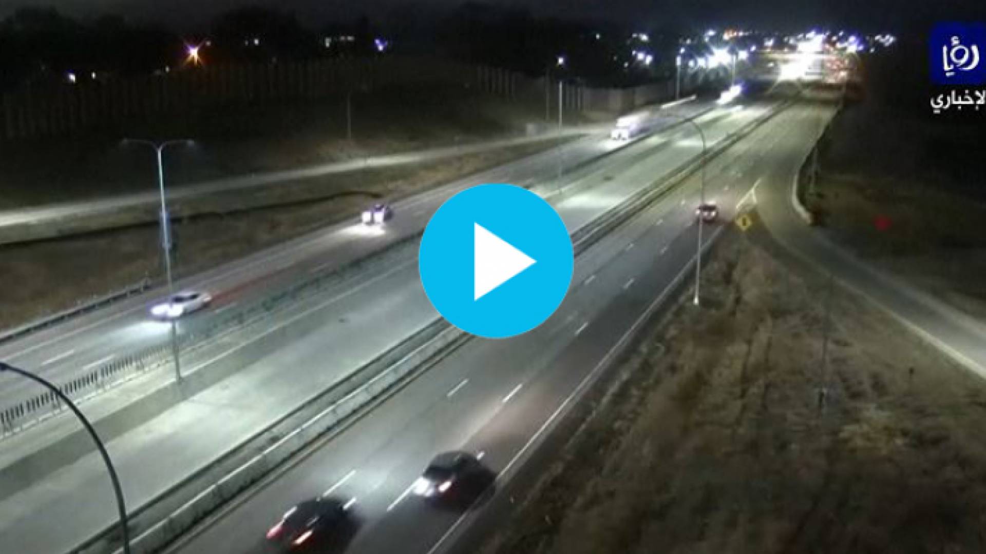 طائرة صغيرة تهبط اضطراريا في طريق سريع بولاية مينيسوتا الأمريكية