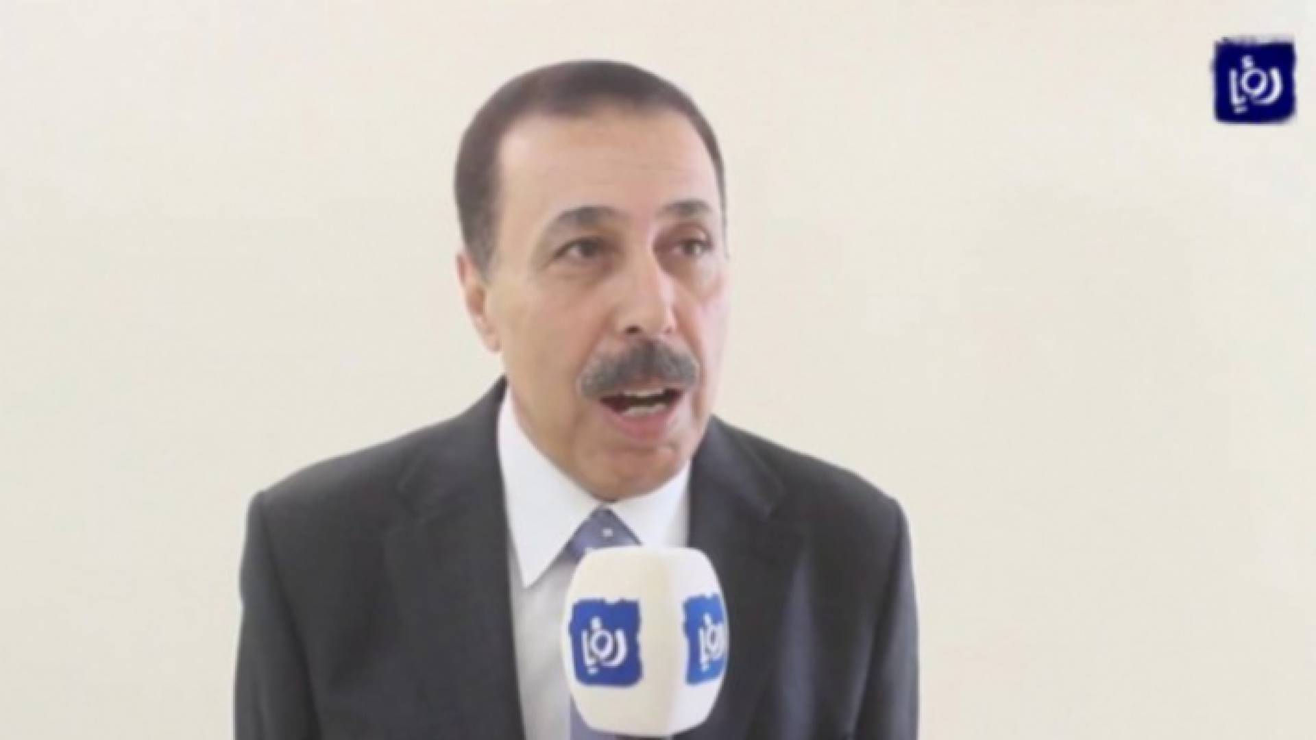 وزير التربية والتعليم الدكتور تيسير النعيمي