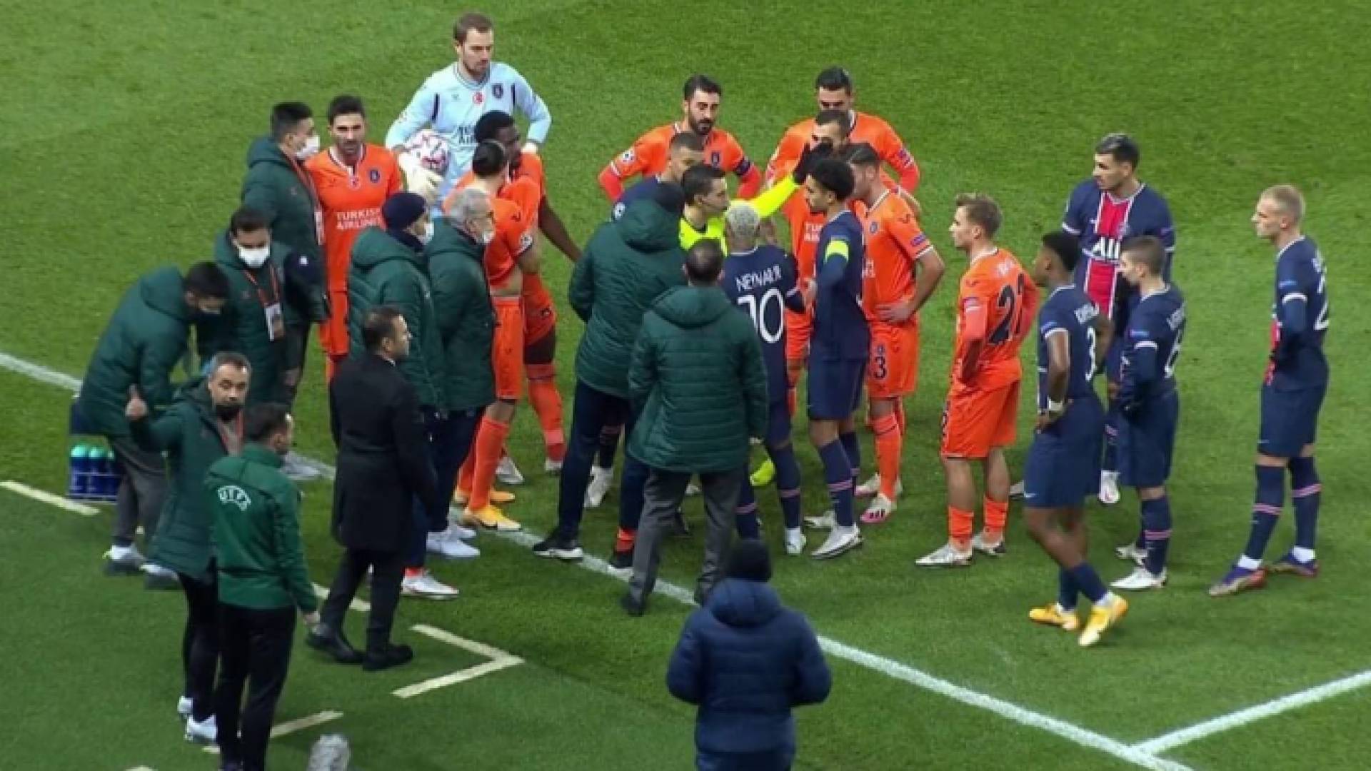 من المباراة