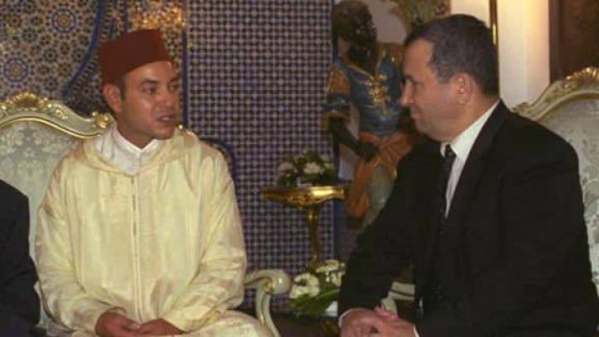 الصورة التي نشرها إيهود باراك على تويتر