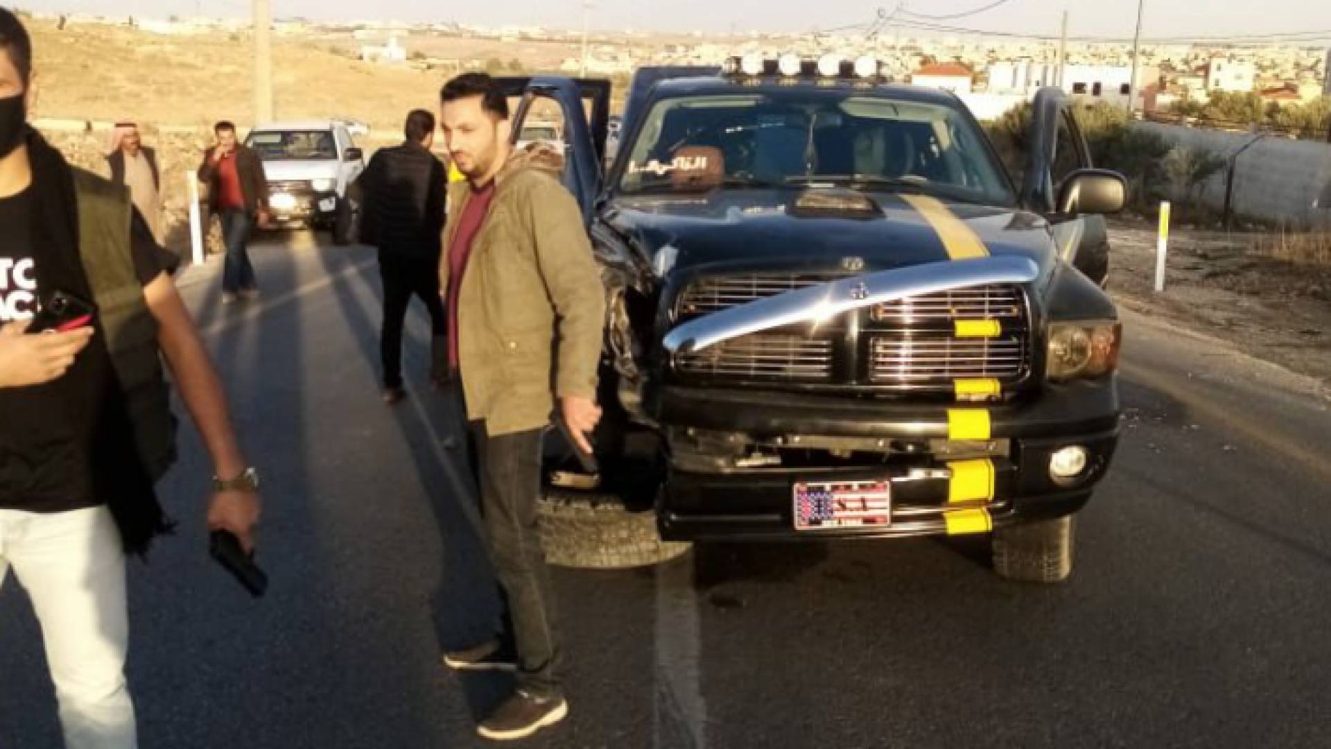 القبض على تاجر مخدرات في الكرك بعد مداهمته