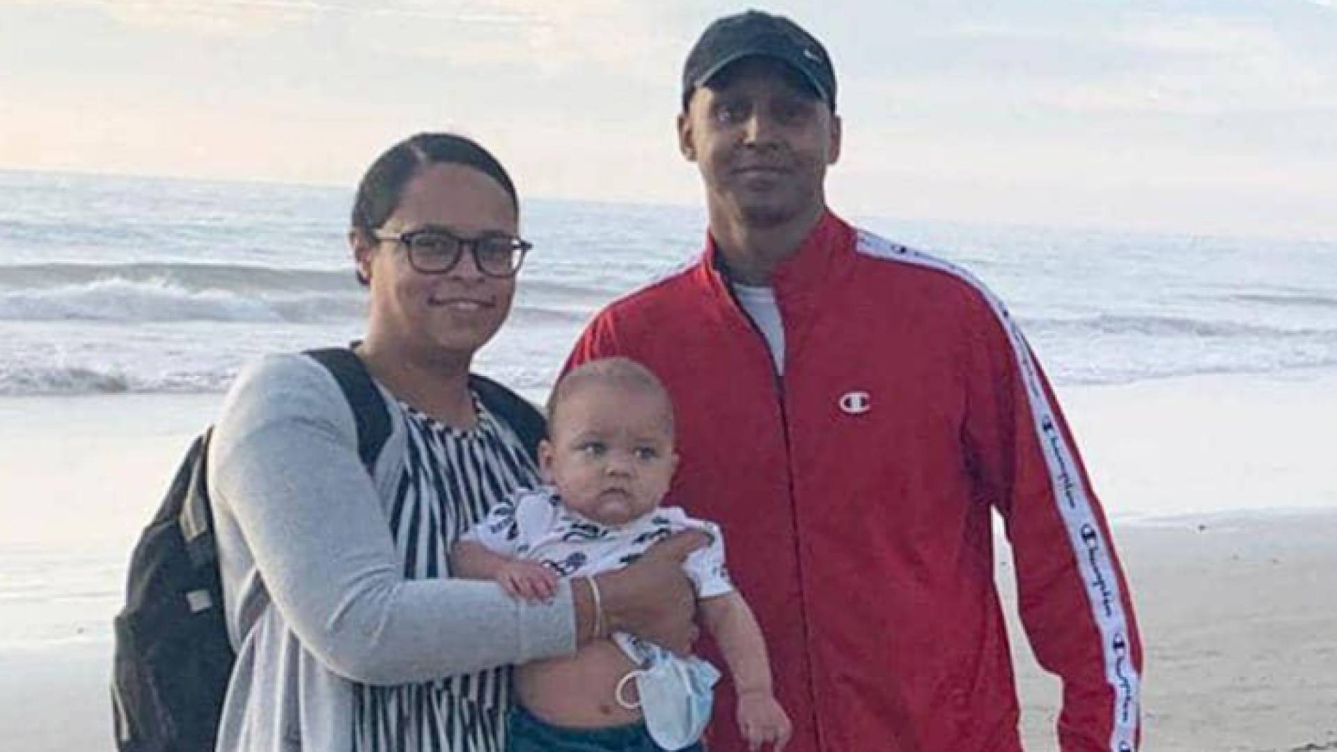 عائلة الشاب المتوفى